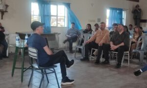 Dayub pisó suelo concordiense para presentar «El Amateur, segunda vuelta»