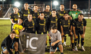 Comunicaciones volvió a ganarle a Libertad clasificando para la segunda ronda del Regional